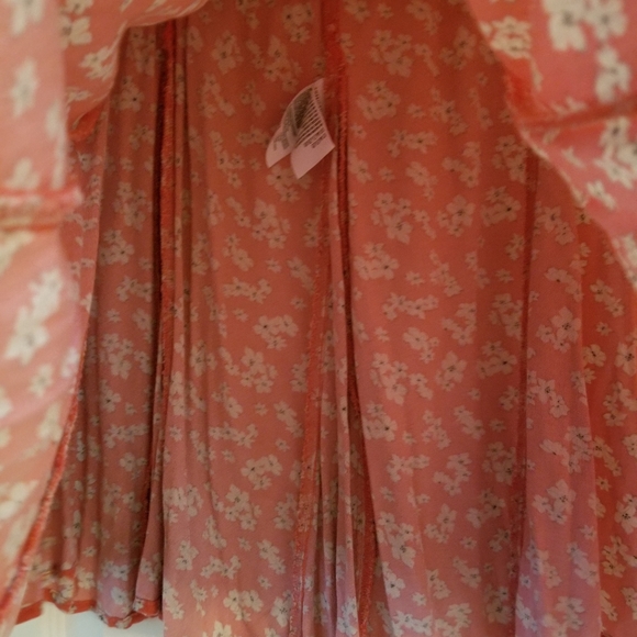 American Eagle Outfitters Floral Skirt Size Large - Picture 3 of 4